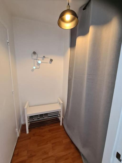 Studio Avec Terrasse Et Place De Parking Toulouse Bagian luar foto